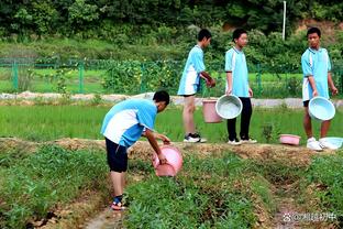 知名体育经济记者：2023年乔丹从品牌分红中得到3.3亿美元